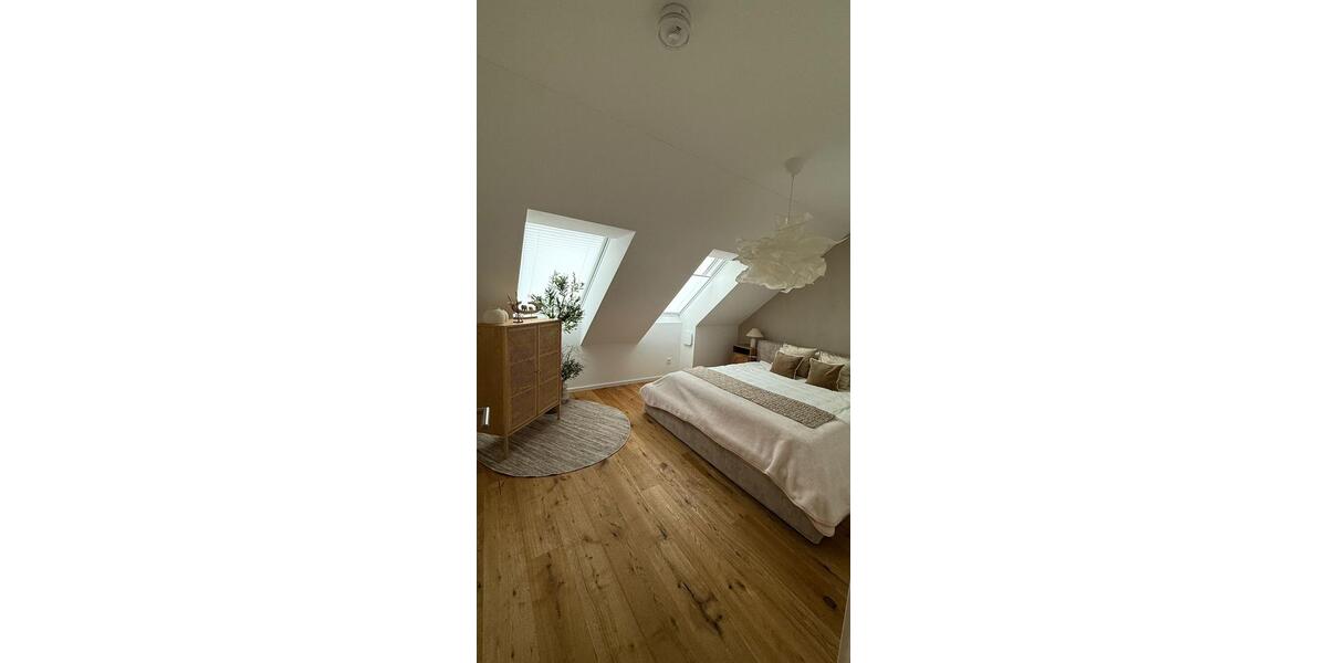 Dachgeschoßwohnung Neuberg - 3 Zimmer, 90 m&sup2;, 1.450&euro; | Angebot:25323453