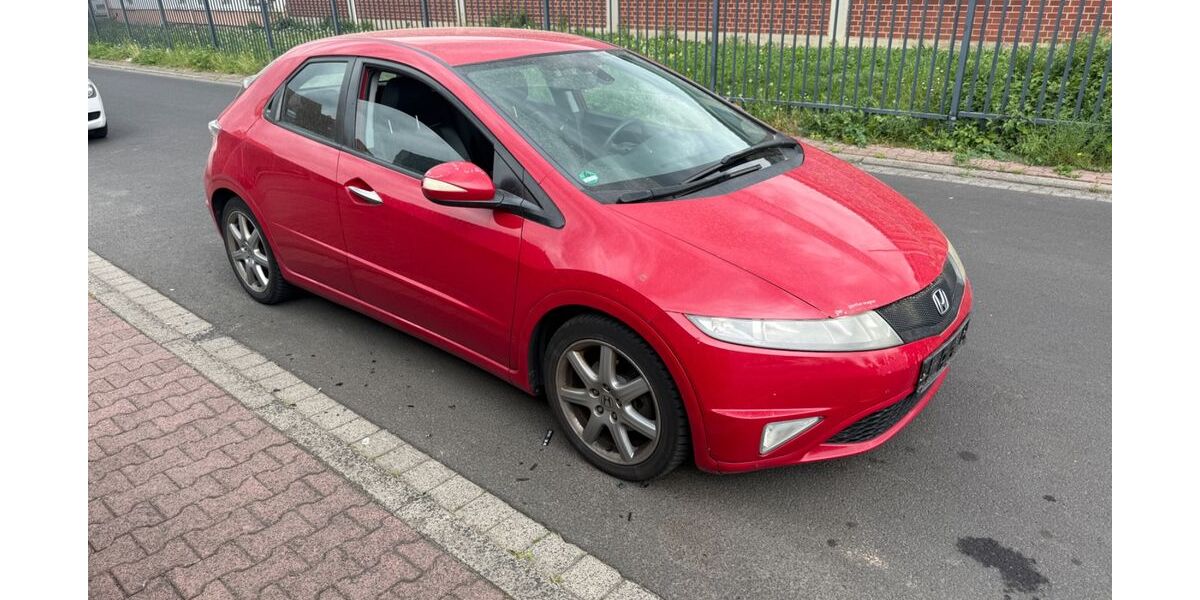 Honda Civic 144.700 km 6.999 &euro; Hanau 63452