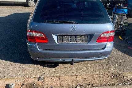 Mercedes-Benz E 320 305.000 km 2.500 &euro; Hanau 63457