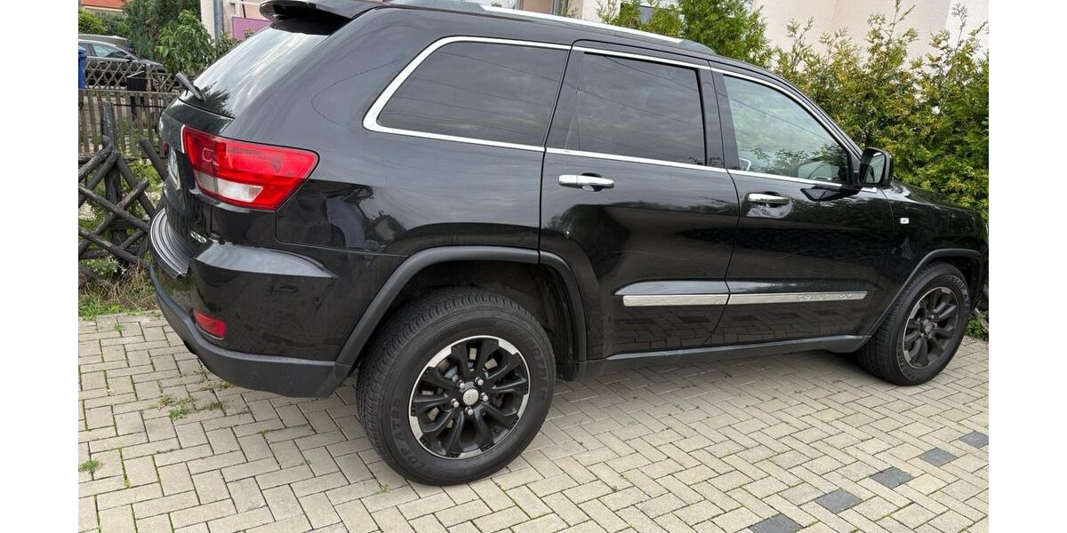 Jeep Grand Cherokee 226.000 km 7.200 &euro; Stockstadt 63811