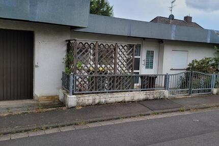 Haus Büdingen - 7 Zimmer, 203 m&sup2;, 320.000&euro; | Angebot:24769753