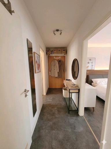 Etagenwohnung Frankfurt am Main Sachsenhausen Süd - 2 Zimmer, 53 m&sup2;, 880&euro; | Angebot:25936576