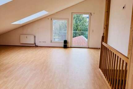 Wohnung Frankfurt Niederrad - 2 Zimmer, 90 m&sup2;, 1.100&euro; | Angebot:25874526