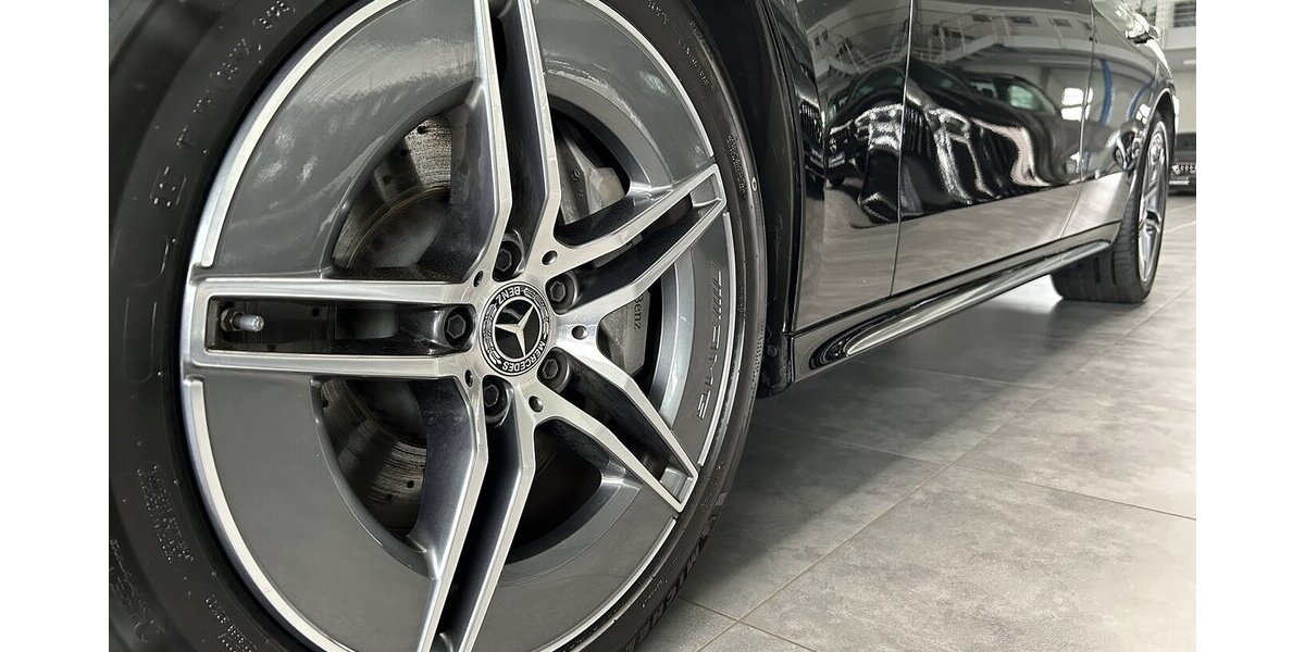 Mercedes-Benz E 300 T e AMG DISTRONIC-AIRMAIC-PANORAMA-AHK-360 23.007 km 52.839 &euro; Groß-Umstadt 64823