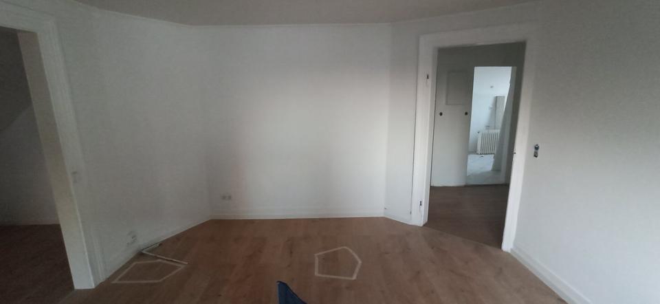 Dachgeschoßwohnung Neu-Isenburg Isenburg - 3.5 Zimmer, 60 m&sup2;, 800&euro; | Angebot:25293332