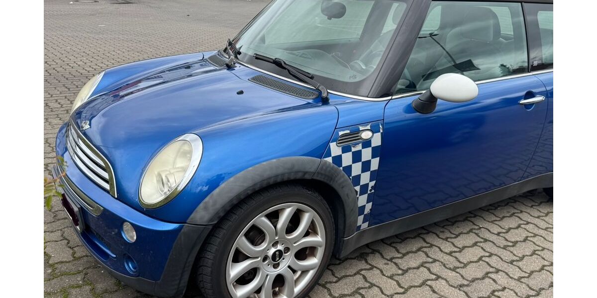 Mini Cooper 168.231 km 2.300 &euro; Frankfurt 65933