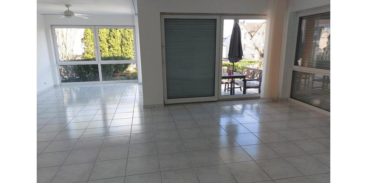 Terrassenwohnung Frankfurt am Main Bergen-Enkheim - 3 Zimmer, 120 m&sup2;, 1.950&euro; | Angebot:25977548