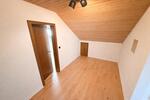 Dachgeschoßwohnung Goldbach - 3 Zimmer, 95 m&sup2;, 320.000&euro; | Angebot:26778916