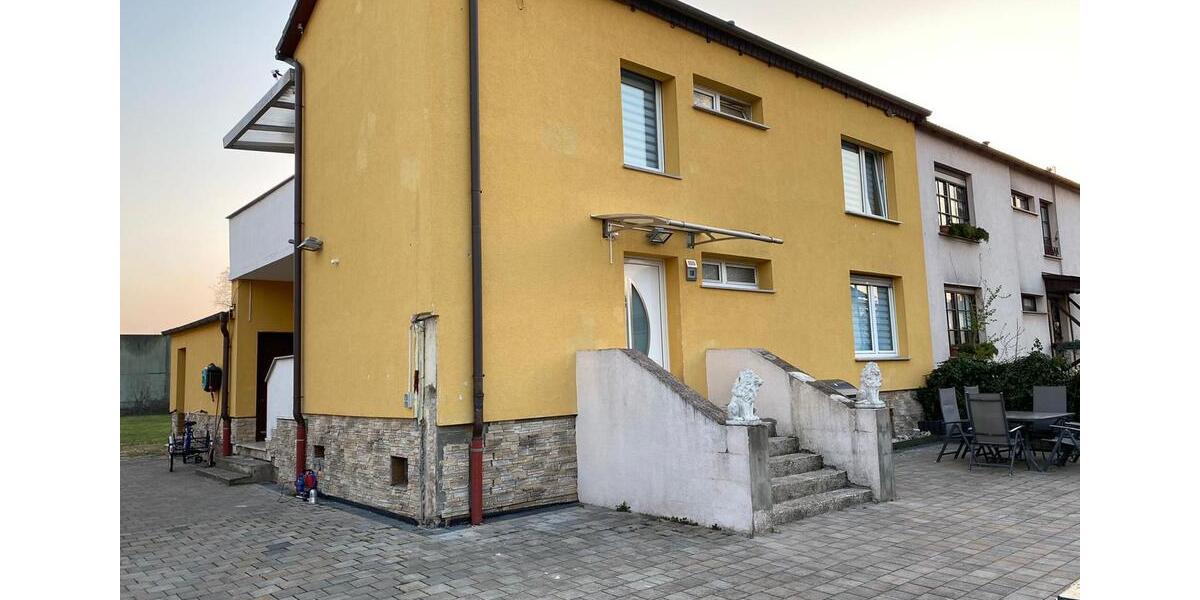 Mehrfamilienhaus, Wohnhaus Obertshausen - 6 Zimmer, 160 m&sup2;, 2.100&euro; | Angebot:26016675