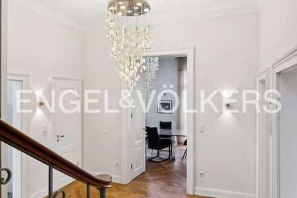 Haus Oberursel - 8 Zimmer, 360 m&sup2;, 6.450&euro; | Angebot:23318269