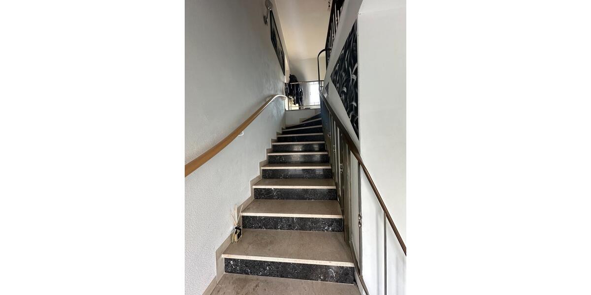 Dachgeschoßwohnung Altenstadt - 2 Zimmer, 95 m&sup2;, 1.200&euro; | Angebot:25837989