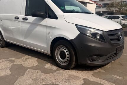 Mercedes-Benz Vito 114.000 km 10.900 &euro; FRANKFURT 65933