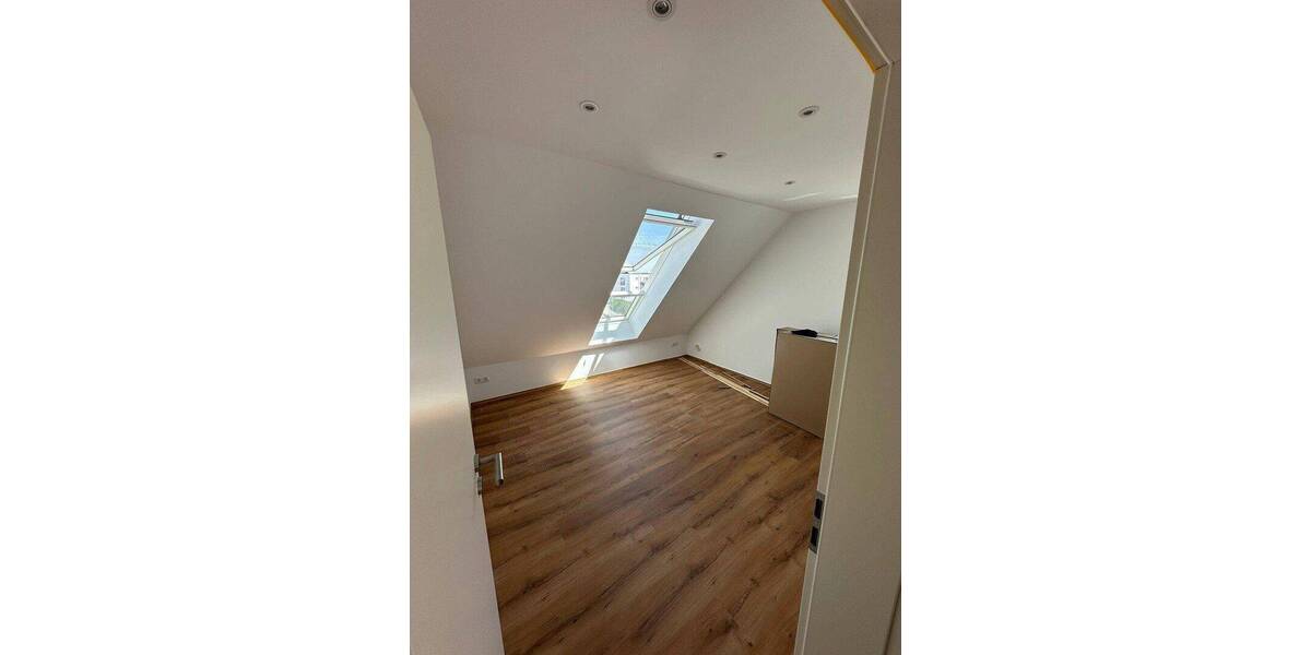Etagenwohnung Hanau Klein-Auheim - 3 Zimmer, 45 m&sup2;, 855&euro; | Angebot:26888486