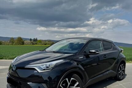 Toyota C-HR 61.000 km 16.900 &euro; Eschborn 65760