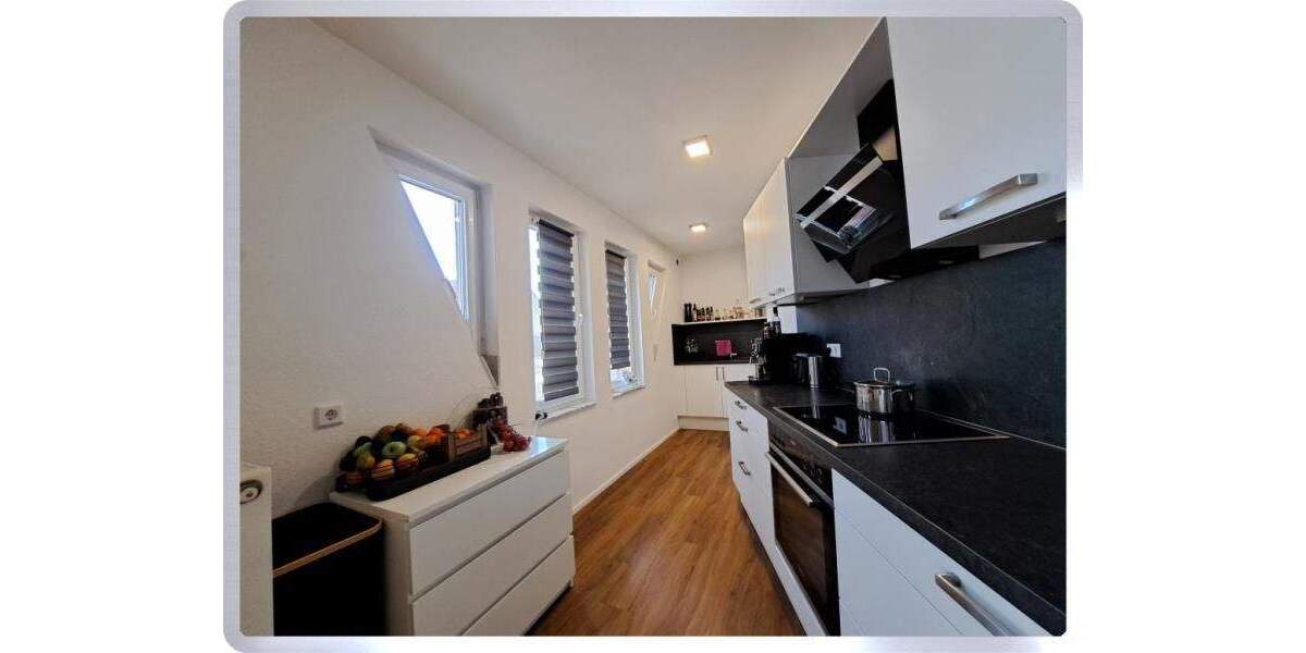 Etagenwohnung Rodgau Jügesheim - 4 Zimmer, 131 m&sup2;, 1.500&euro; | Angebot:25768997