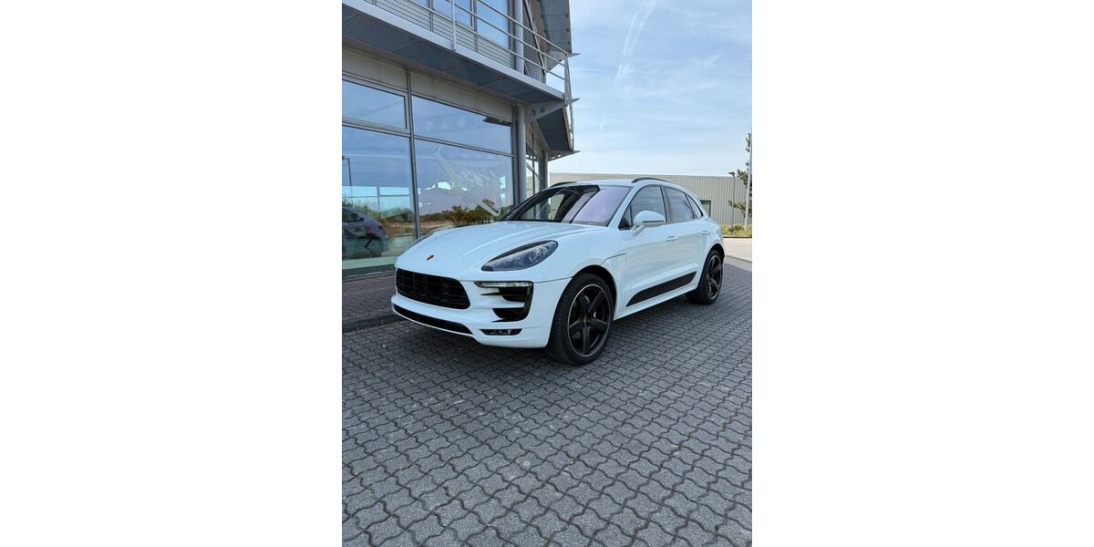 Porsche Macan 208.000 km 26.990 &euro; Dreieich 63303