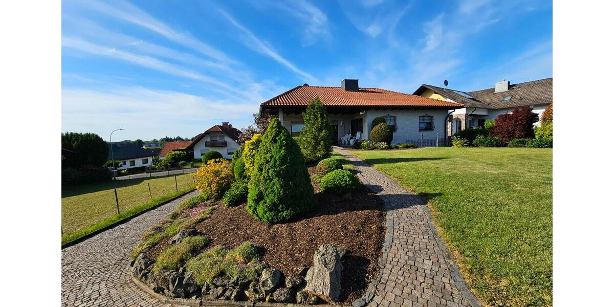 Einfamilienhaus Büdingen - 7 Zimmer, 203 m&sup2;, 625.000&euro; | Angebot:24869317