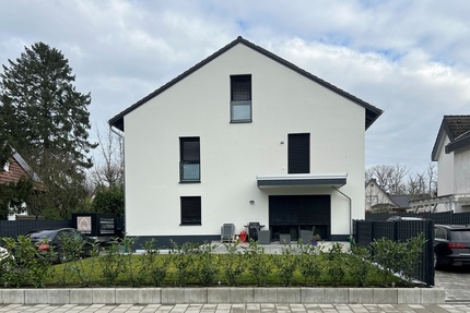 Neu-Isenburg-Zeppelinheim: Exklusive Doppelhaushälfte in bester Wohnlage! - Haus Neu-Isenburg Isenburg | Angebot:14665884