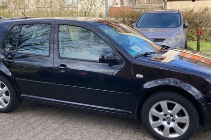 VW Golf 248.620 km 1.249 &euro; Frankfurt 60528