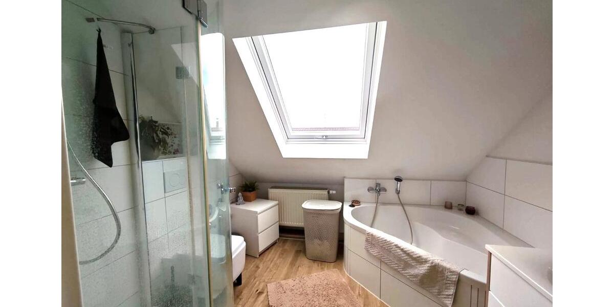 Dachgeschoßwohnung Hasselroth - 2 Zimmer, 65 m&sup2;, 240.000&euro; | Angebot:26550231