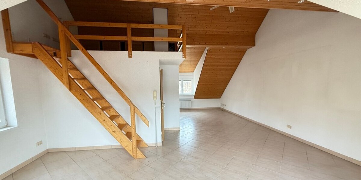 Schwalbach: Reihenendhaus mit viel Platz und großem Garten für Ihre Familie - Reihenendhaus Schwalbach | Angebot:23570297