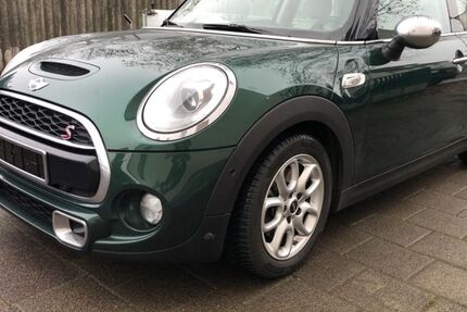 Mini Cooper S Coupé 72.500 km 13.899 &euro; Frankfurt 60598