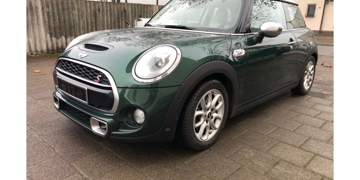 Mini Cooper S Coupé 72.500 km 13.899 &euro; Frankfurt 60598