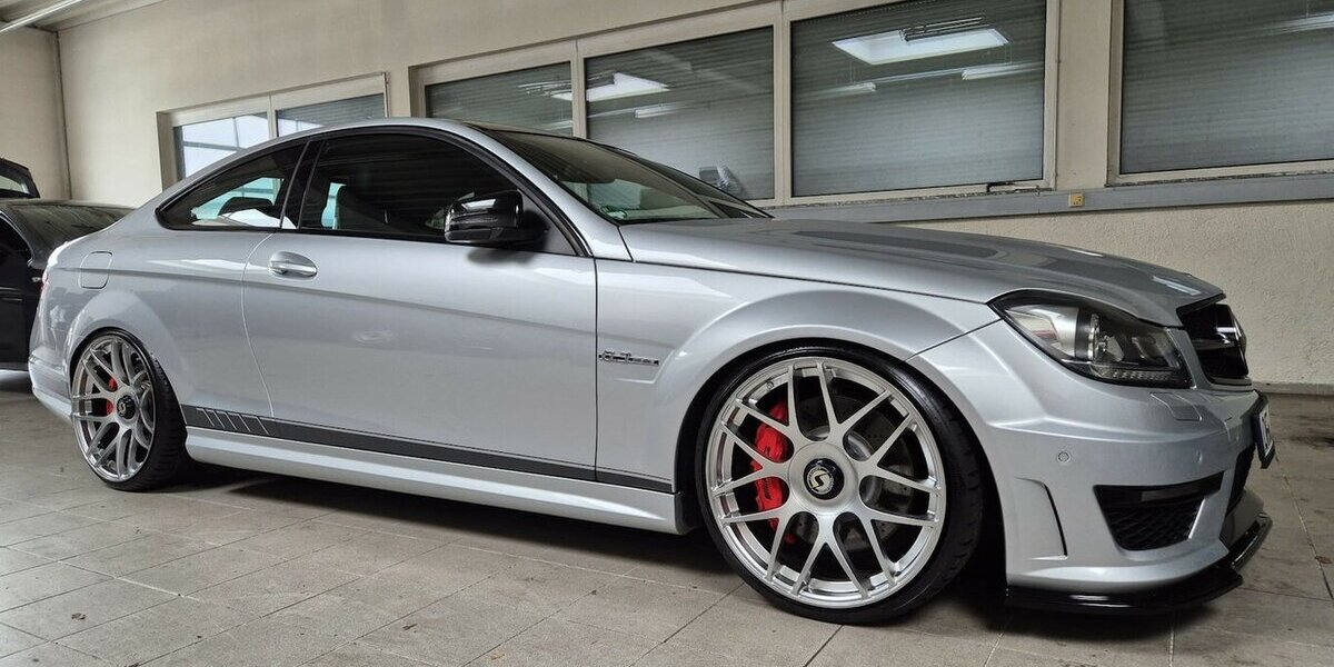 Mercedes-Benz C 63 AMG Coupe Edition 507 Panoramadach 138.000 km 57.900 &euro; Rodgau 63110