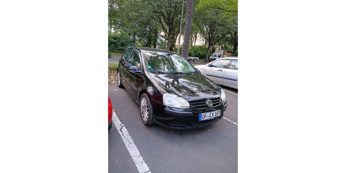 VW Golf 178.000 km 950 &euro; Offenbach 63069