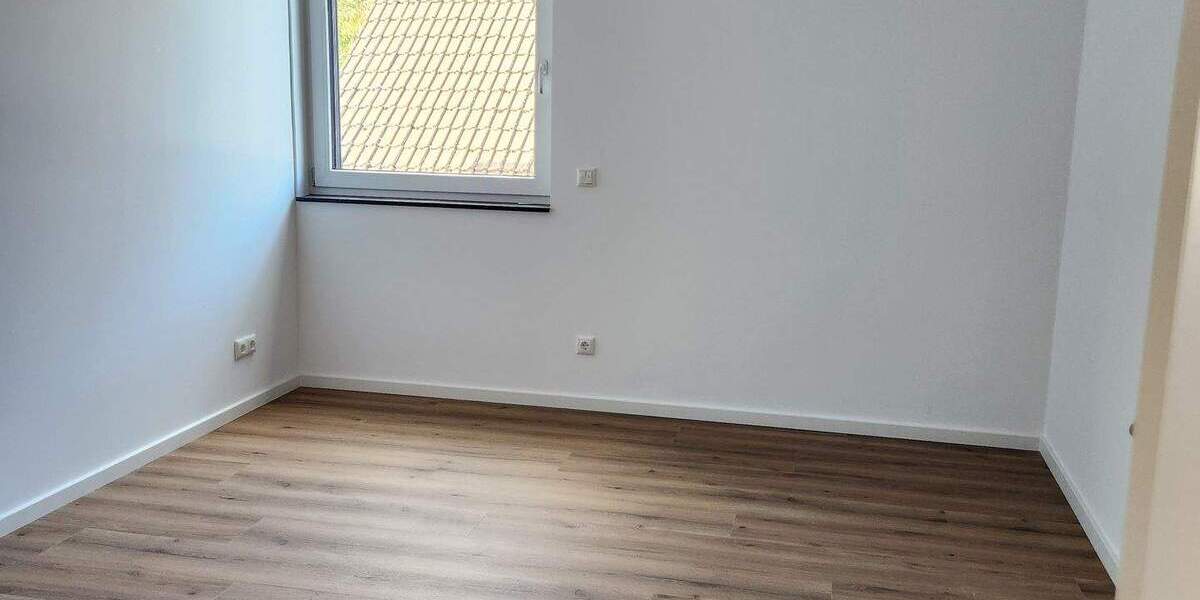 Etagenwohnung Rodgau Jügesheim - 4 Zimmer, 128 m&sup2;, 2.070&euro; | Angebot:25801686