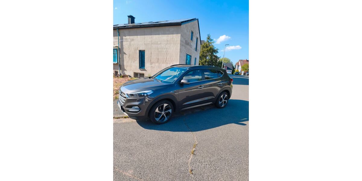 Hyundai TUCSON 95.500 km 17.250 &euro; Rödermark 63322