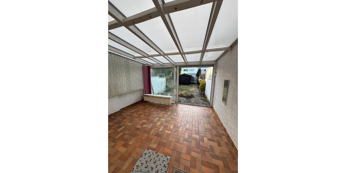 Reihenhaus Frankfurt am Main Mitte-West - 3 Zimmer, 82 m&sup2;, 1.600&euro; | Angebot:25514699