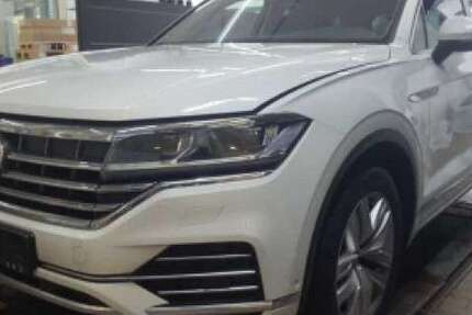 VW Touareg 98.704 km 42.930 &euro; Eschborn 65760