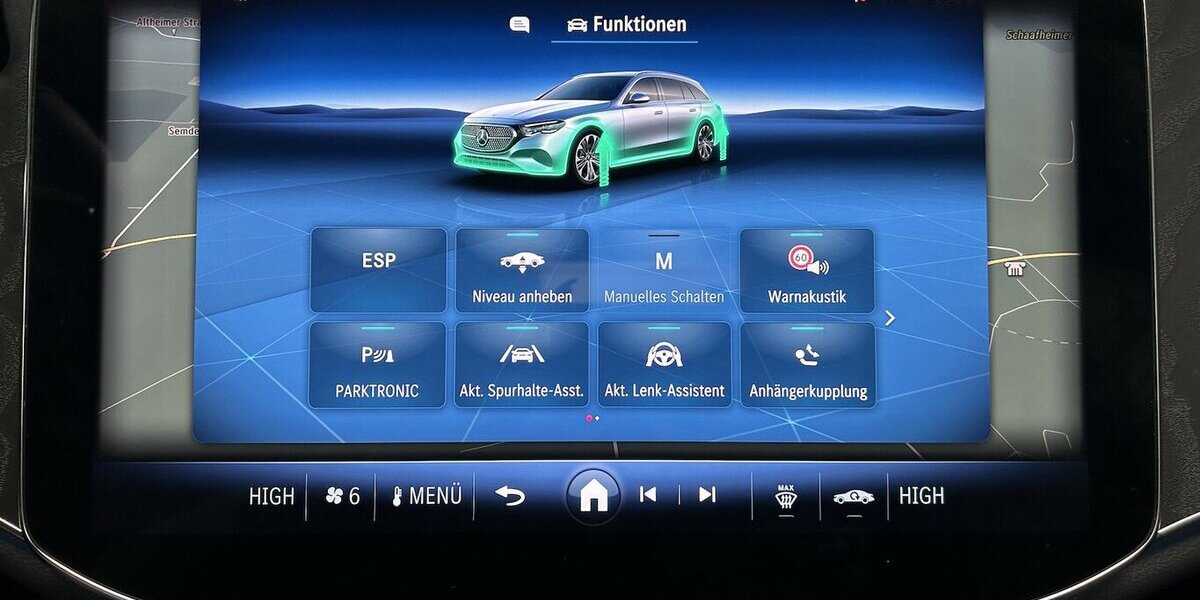 Mercedes-Benz E 300 T e AMG DISTRONIC-AIRMAIC-PANORAMA-AHK-360 23.007 km 52.839 &euro; Groß-Umstadt 64823