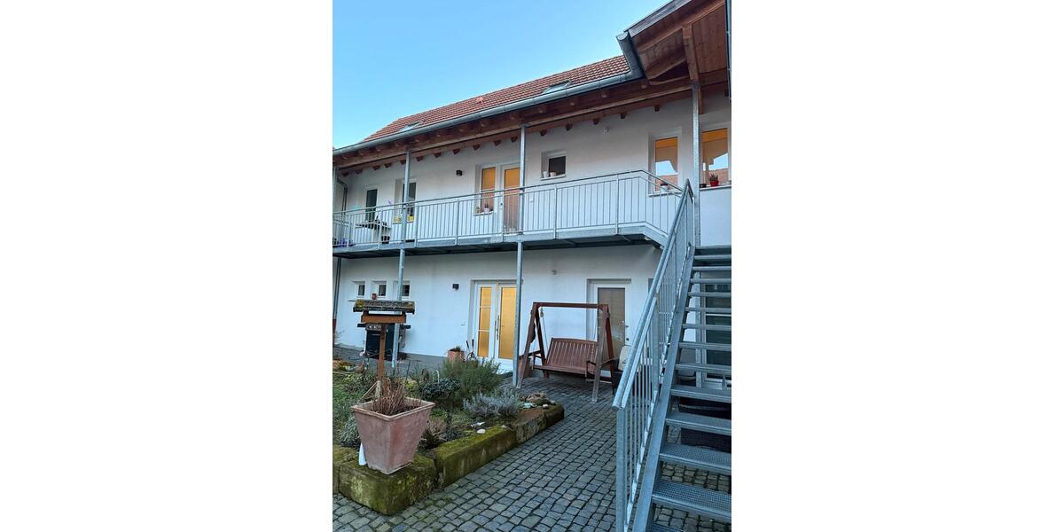 Maisonettenwohnung Glauburg - 3.5 Zimmer, 115 m&sup2;, 1.150&euro; | Angebot:25272826