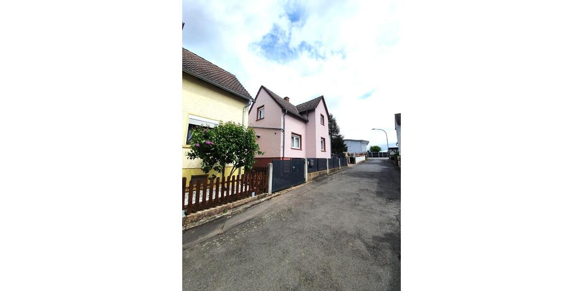 Einfamilienhaus Nidderau - 4.5 Zimmer, 115 m&sup2;, 2.000&euro; | Angebot:23875461