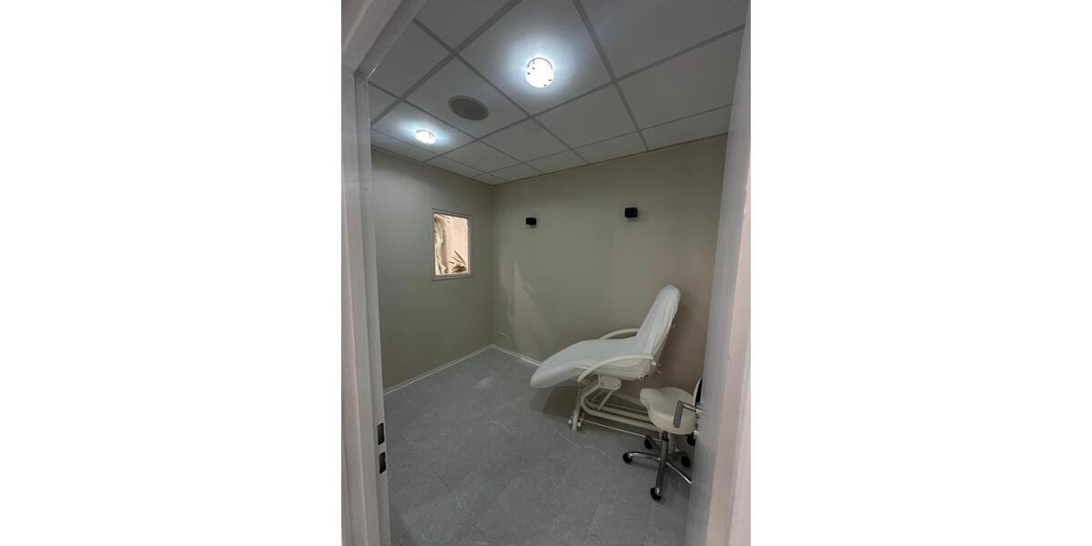 Gewerbeobjekt Frankfurt am Main Eschersheim - 600&euro; | Angebot:25929403