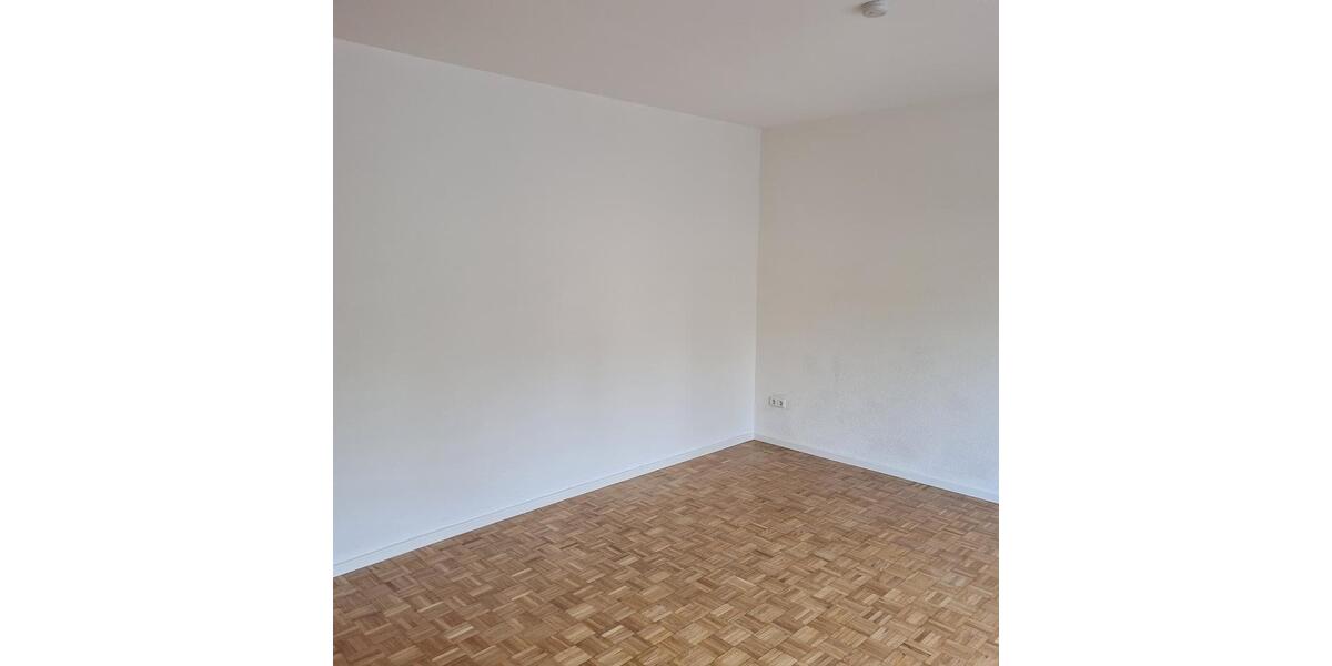 Erdgeschoßwohnung Hanau Groß-Steinheim - 3.5 Zimmer, 102 m&sup2;, 1.120&euro; | Angebot:26601845