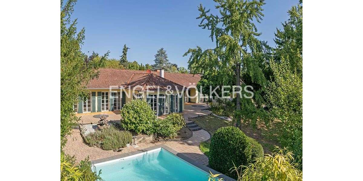 Einfamilienhaus Bad Soden - 9 Zimmer, 380 m&sup2;, 2.550.000&euro; | Angebot:27399547