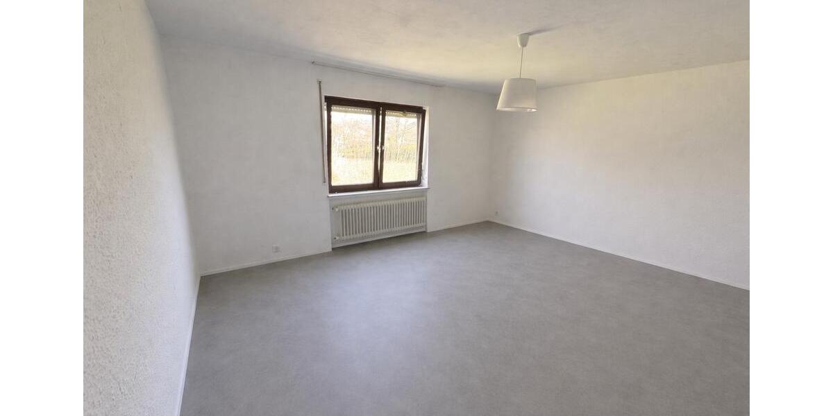 Etagenwohnung Frankfurt am Main Nord-Ost - 4 Zimmer, 105 m&sup2;, 1.800&euro; | Angebot:26041989