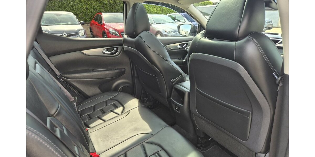 Nissan Qashqai Akari, Kamera, Android Auto, Panoramadach, 72.315 km 18.790 &euro; Rodgau 63110