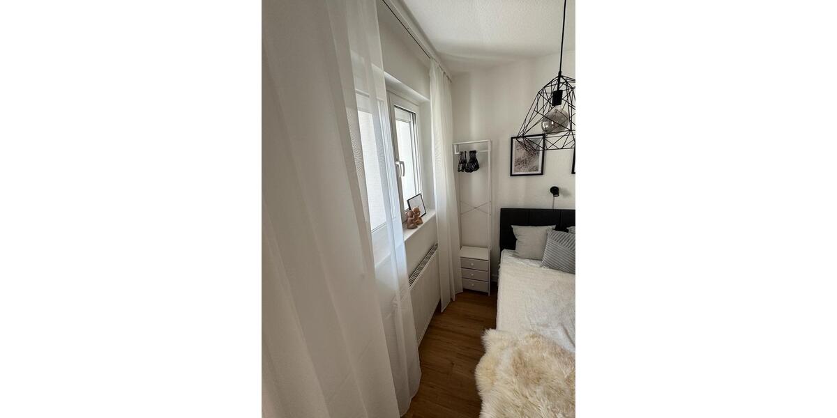 Etagenwohnung Maintal - 1.5 Zimmer, 35 m&sup2;, 1.250&euro; | Angebot:26007443