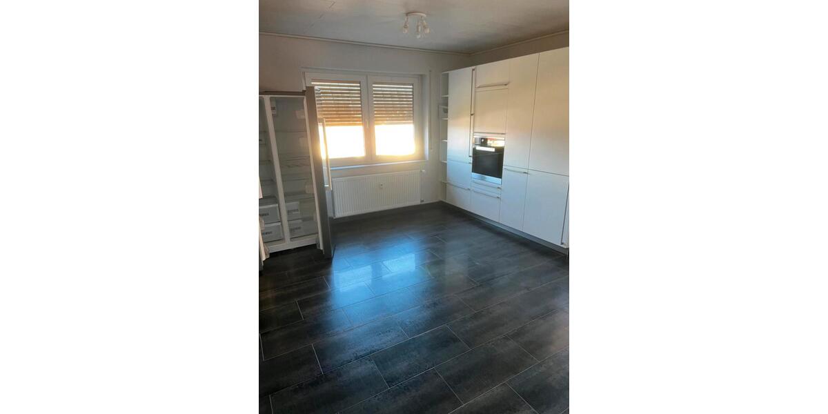 Etagenwohnung Gründau - 3 Zimmer, 100 m&sup2;, 1.350&euro; | Angebot:25827332