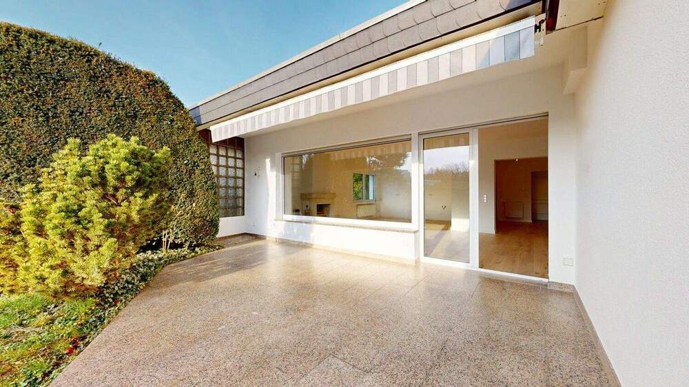 Einfamilienhaus Frankfurt am Main Niederursel - 3 Zimmer, 137 m&sup2;, 1.080.000&euro; | Angebot:25663791