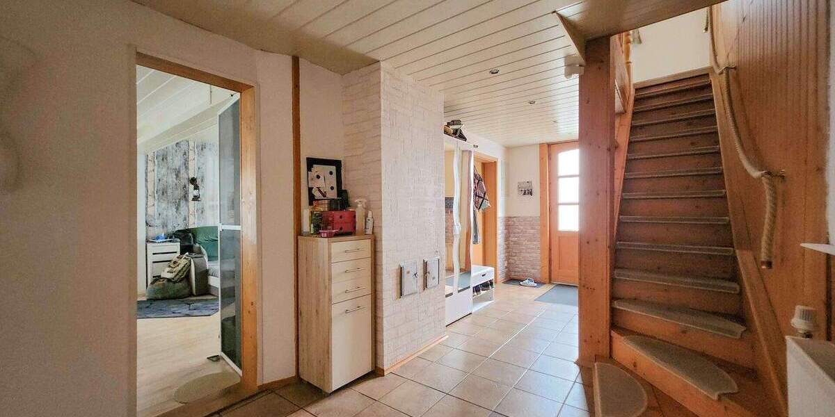 Einfamilienhaus Offenbach Bürgel - 8 Zimmer, 173 m&sup2;, 495.000&euro; | Angebot:25703492