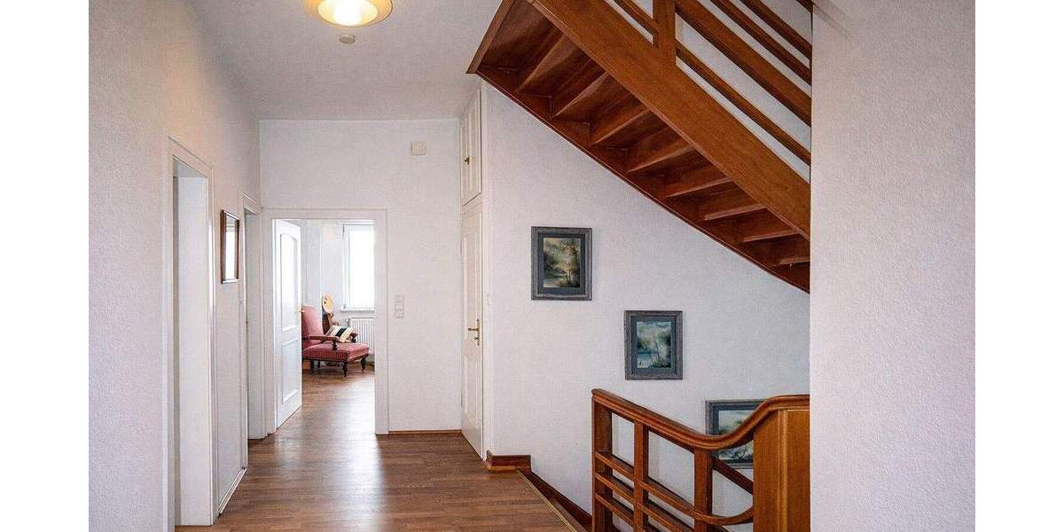 Einfamilienhaus Bad Vilbel - 6 Zimmer, 203 m&sup2;, 1.280.000&euro; | Angebot:25836412