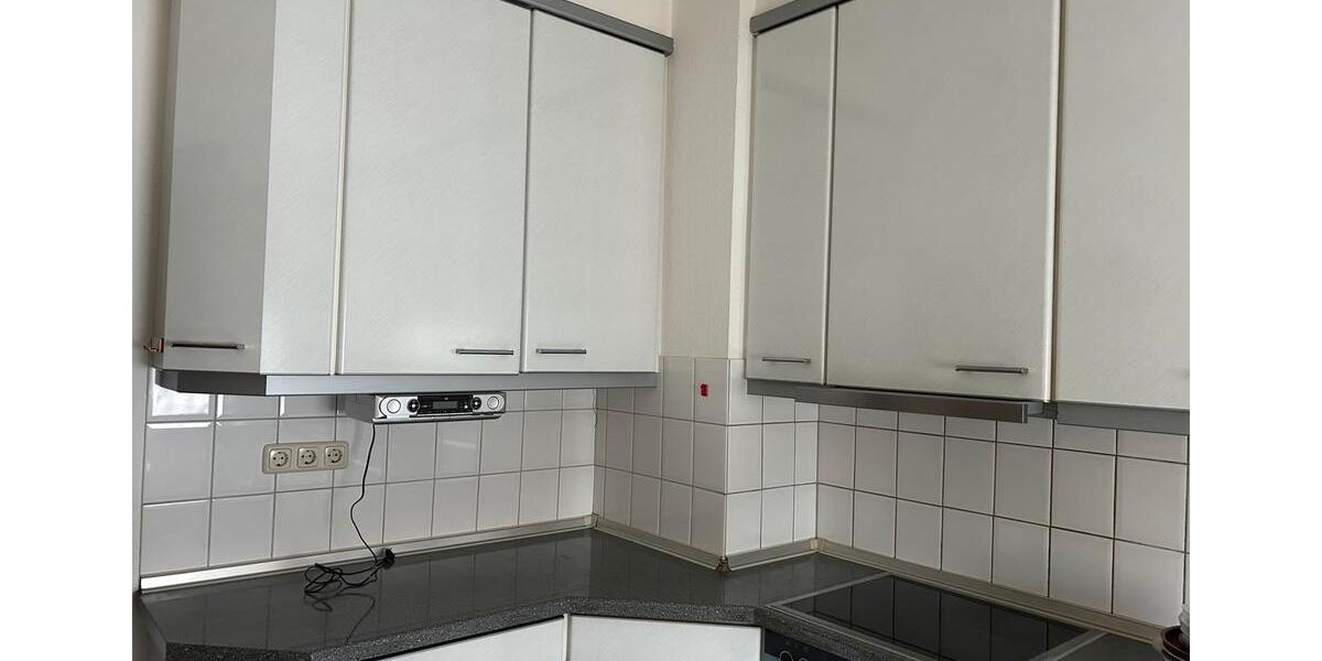 Etagenwohnung Frankfurt am Main Ost - 3 Zimmer, 86 m&sup2;, 1.300&euro; | Angebot:25965240