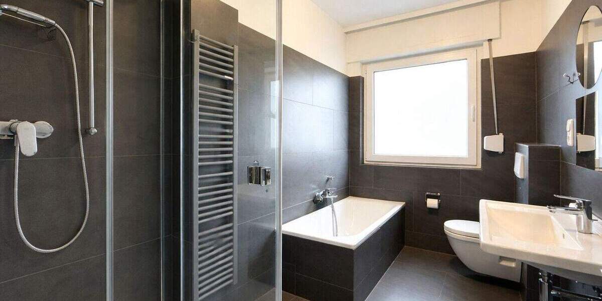 Einfamilienhaus Frankfurt am Main Praunheim - 8 Zimmer, 256 m&sup2;, 1.290.000&euro; | Angebot:25796118