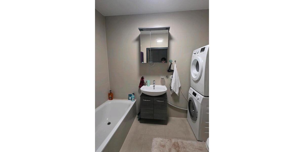 Doppelhaushälfte Schwalbach am Taunus - 5 Zimmer, 130 m&sup2;, 100&euro; | Angebot:25959821