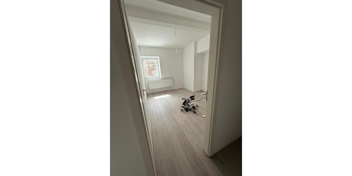 Erdgeschoßwohnung Altenstadt - 5.5 Zimmer, 130 m&sup2;, 1.850&euro; | Angebot:24877253